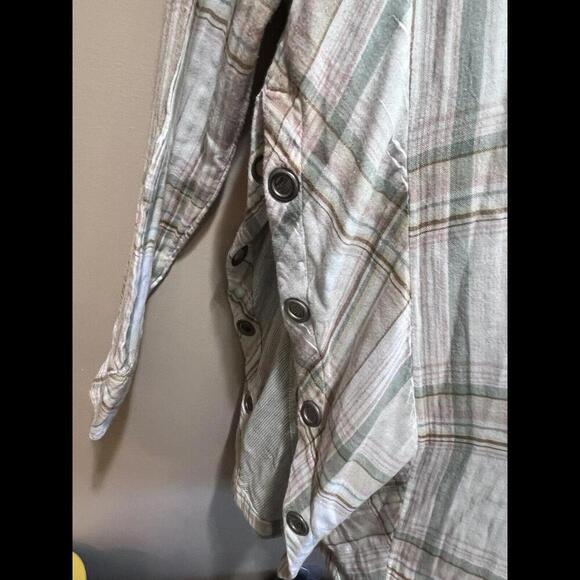 Free People Nordic Day Plaid Gauze Oversized Button Front Shirt Ivory Small READ - Picture 4 of 4